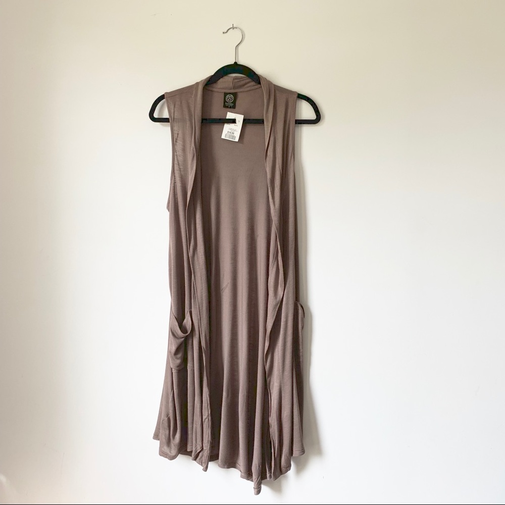 Sleeveless Cardigan